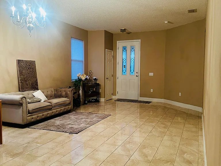 2457 Guiana Plum Dr — Photo 4