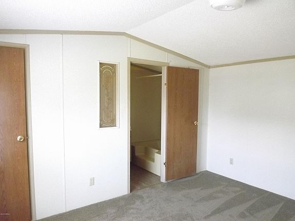 5th image of 4844 Coastal Dr SE