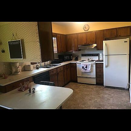 5th image of 262 Ocala Dr