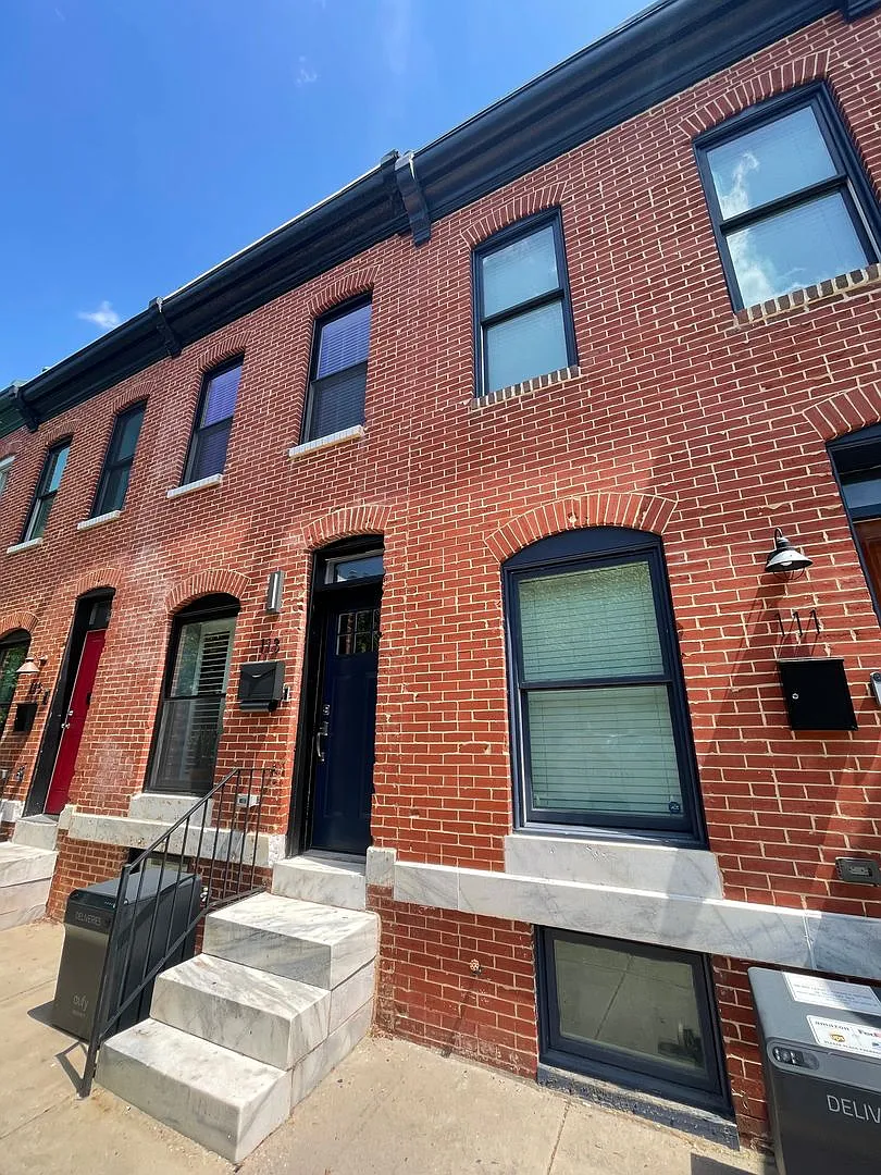 Building Photo - 113 N Decker Ave