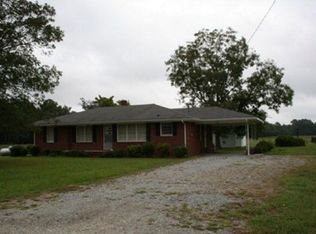 812 Vail Rd, Pikeville, NC 27863