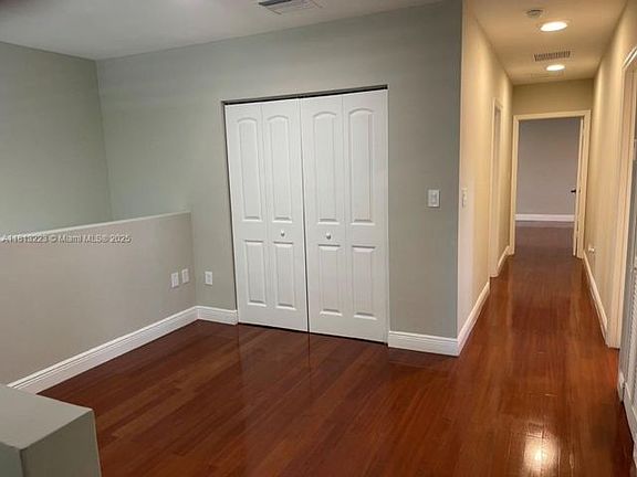 2nd image of 3193 Ohio St