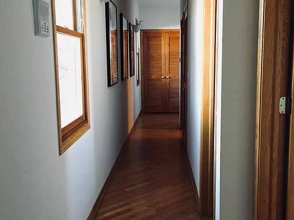 5th image of 2741 N Southport Ave #3J