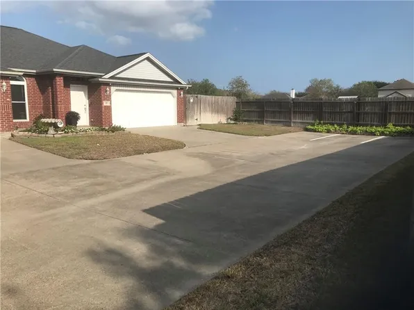 5026 Yorktown Blvd, Corpus Christi, TX 78413