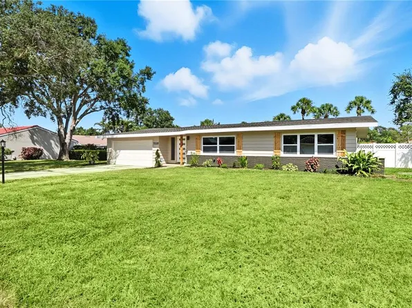 7225 Willow St, Sarasota, FL 34243
