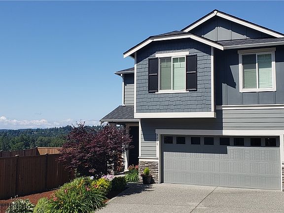 3rd image of 8218 NE 196th St