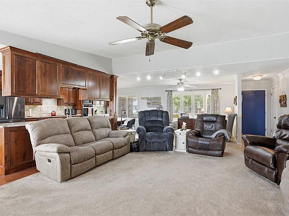 5th image of 3608 Ranch Rd E
