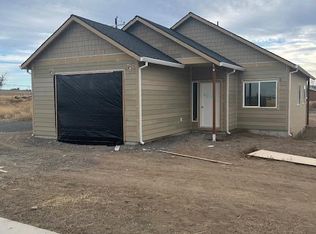 518 SW 6th St #1, Madras, OR 97741