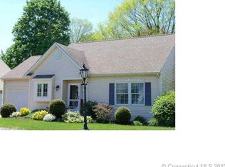 2 Silverbrook Ln, Clinton, CT 06413