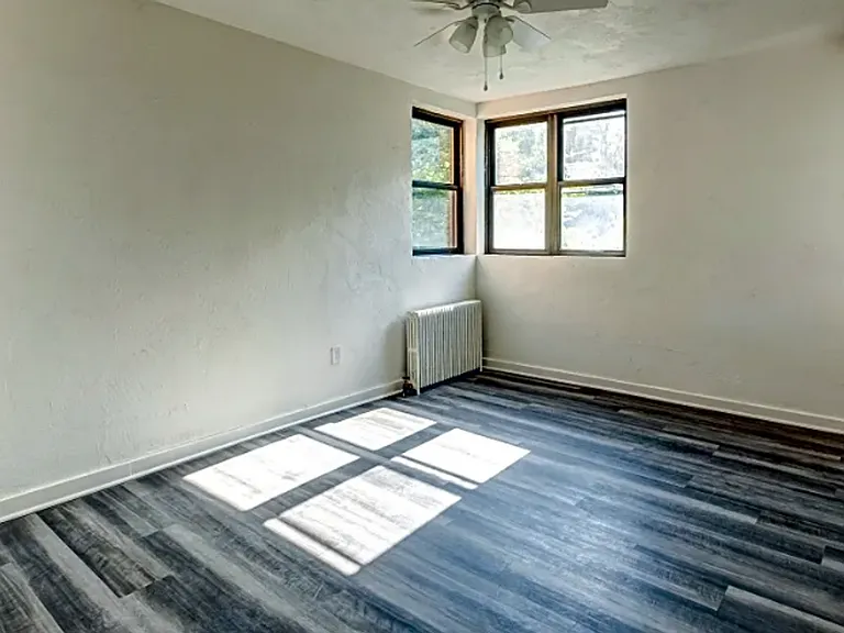3310 Brownsville Rd — Photo 15