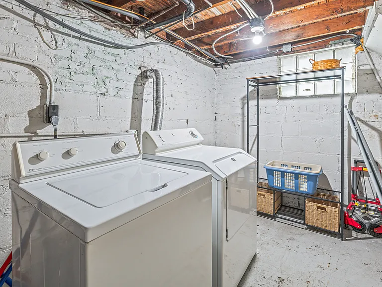 6148 Ruggles St — Photo 22
