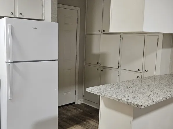 4226 SE Bedford Dr, Lawton, OK 73501