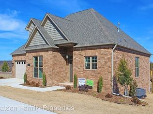 1040 Edinburgh Dr, Conway, AR 72034