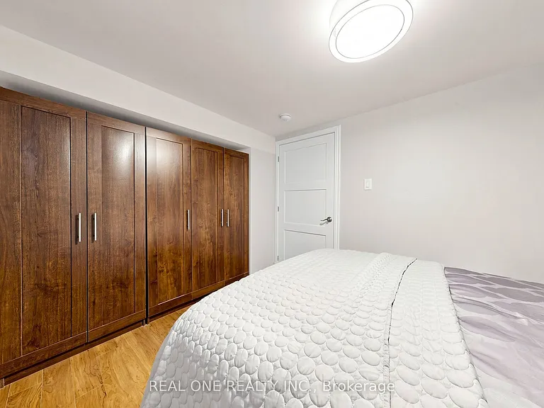 49 Bayview Pkwy #BASEMENT — Photo 20