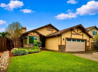 10845 Rio Ruso Dr, Windsor, CA 95492