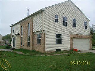 3rd image of 15791 Pebblebrook Dr