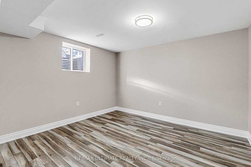 Brampton House for rent - 3 Bedrooms — photo 14