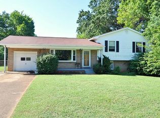 301 Mockingbird Rd SE, Huntsville, AL 35803