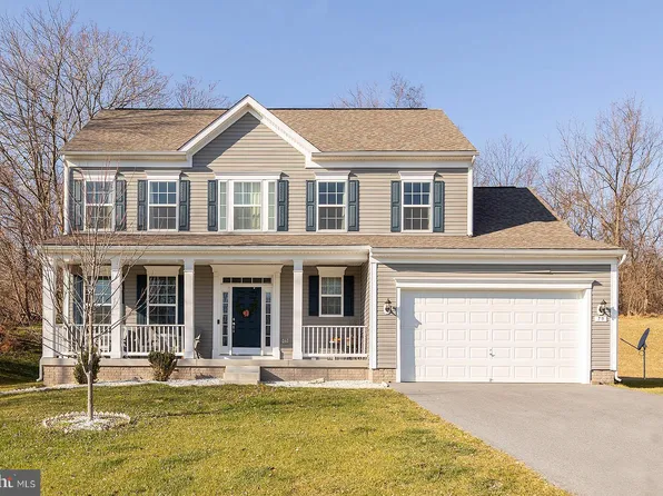 79 Chickamauga Dr, Harpers Ferry, WV 25425