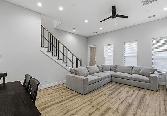 5th image of 5361 Creekmont Oaks Ln