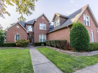 735 Courtland Ave, Clarksville, TN 37043