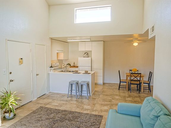 2nd image of 25007 Peachland Ave Unit 223