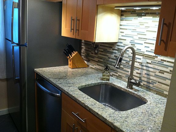 5th image of 706 S Arlington Mill Dr APT 101