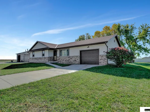 235 W 8th St, Cortland, NE 68331