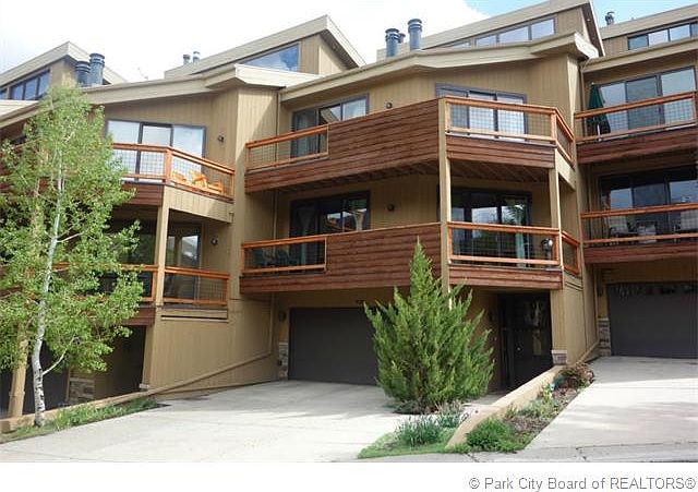 1st image of 715 Saddle View Way #9