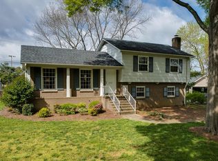 6918 Windyrush Rd, Charlotte, NC 28226