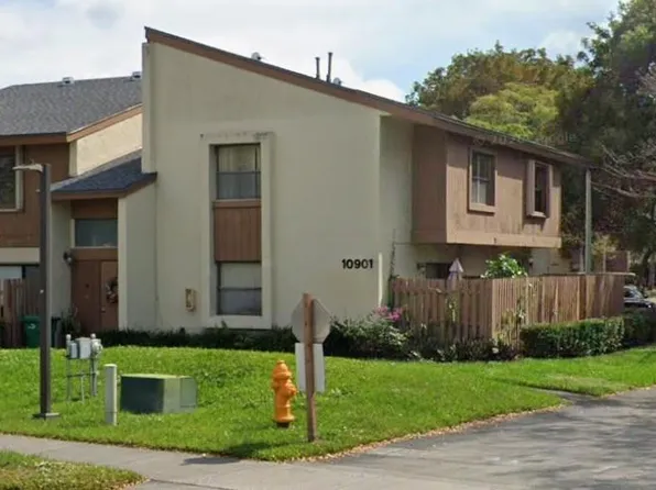 10901 SW 113th Pl #66B, Miami, FL 33176