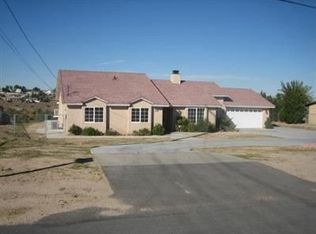 18404 Sutter St, Hesperia, CA 92345