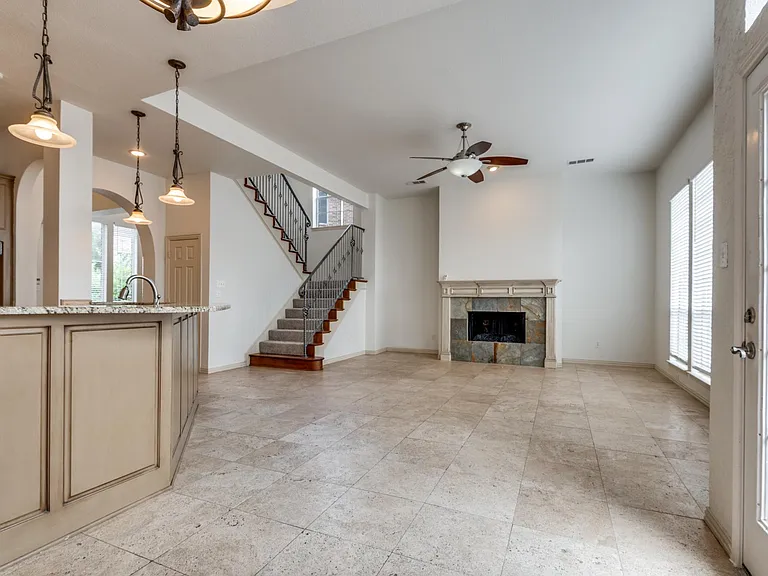 2500 Sir Tristram Ln — Photo 11