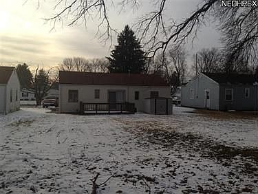 3rd image of 103 S Bon Air Ave