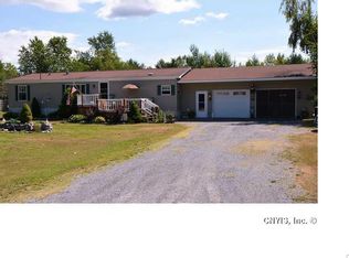 13908 Hess Rd, Sackets Harbor, NY 13685