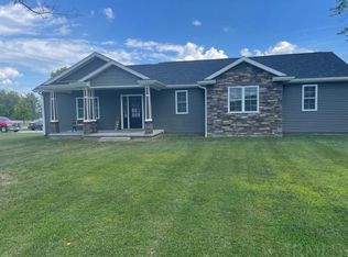 1518 S 125 E, Washington, IN 47501