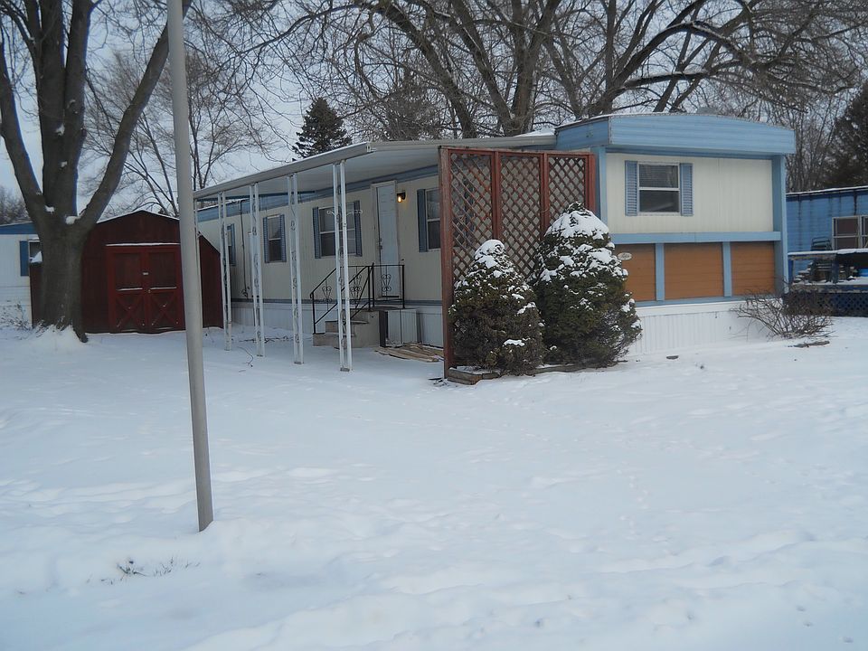 1st image of 215 Whittier #172