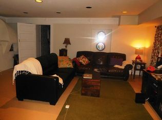 89 Warren St APT F, Charleston, SC 29403