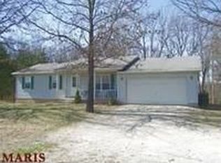 1129 Ebezener Rd, Leslie, MO 63056