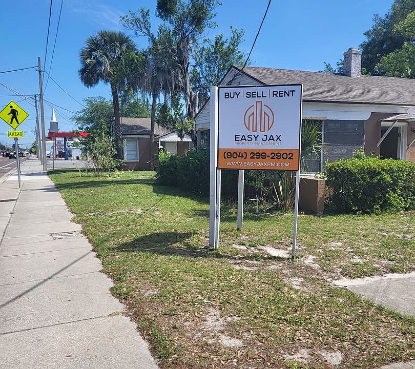 1st image of 6701 N Main St #6807