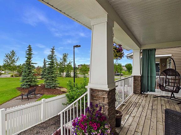 3rd image of 83 S Redstone Gdns NE