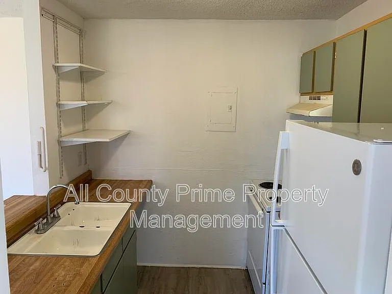 500 Austin Rd #2 — Photo 9