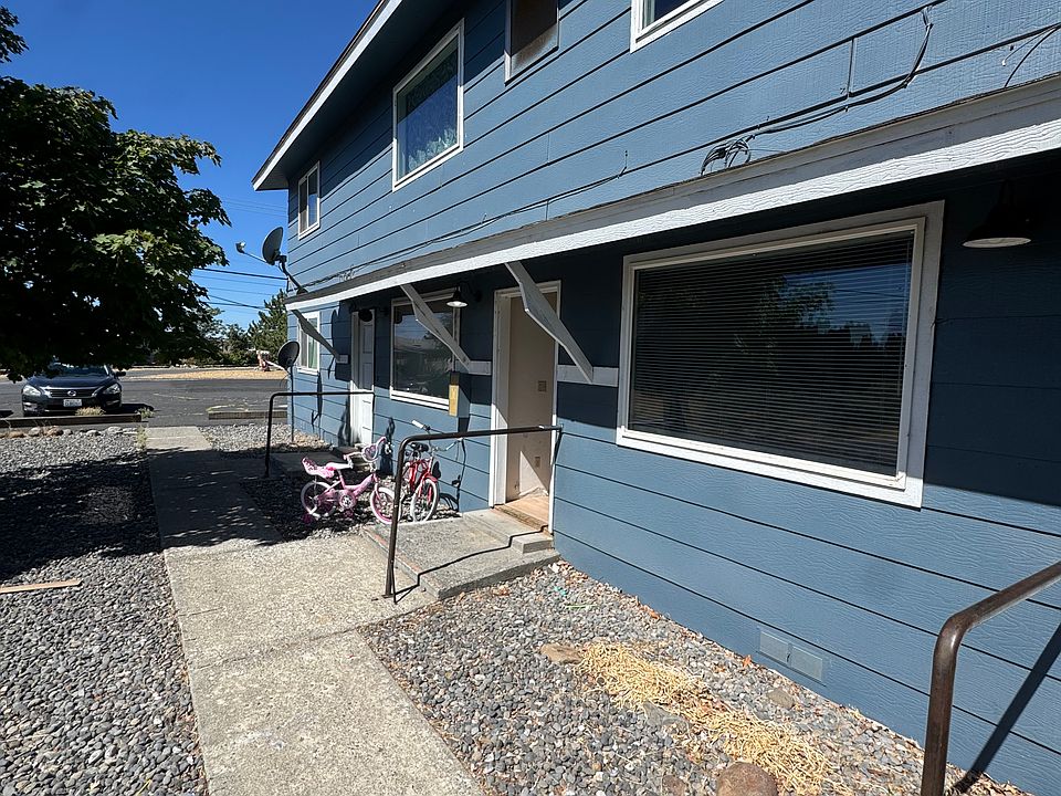 1st image of 286 C St SE APT 2