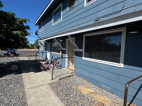 286 C St SE APT 2