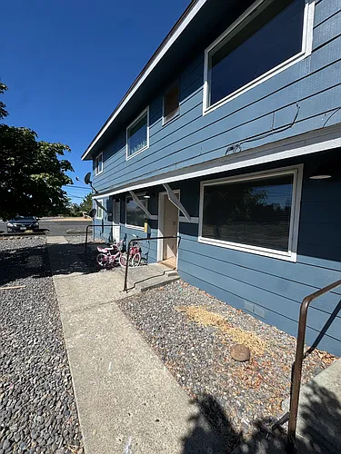 286 C St SE #2 Photo 1
