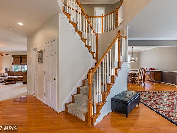 3rd image of 9006 Merlot Ct