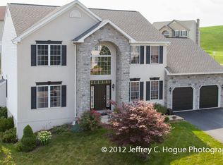 236 Buckhead Ln, Douglassville, PA 19518