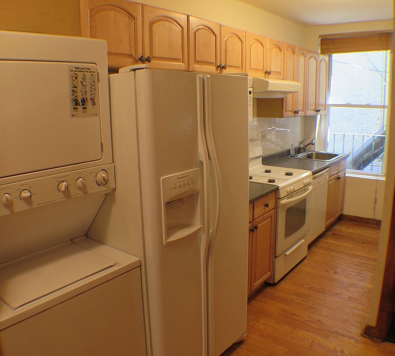 1st image of 401 E 79th St APT 2N