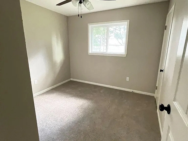1212 Avenue M — Photo 14