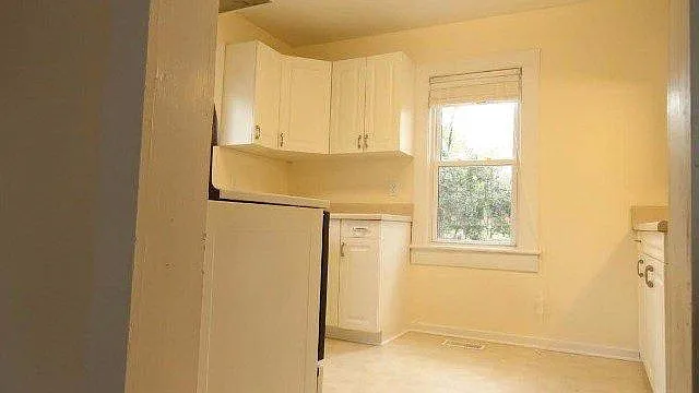 114 Legion Rd — Photo 7